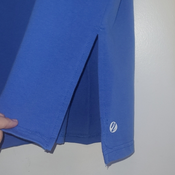 Colorblock Crewneck Top - Picture 3 of 5